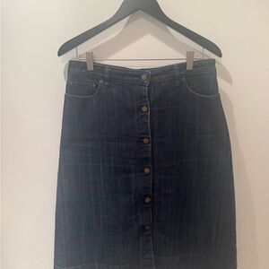 Michael Kors Denim Button-Front Skirt. Size 10.